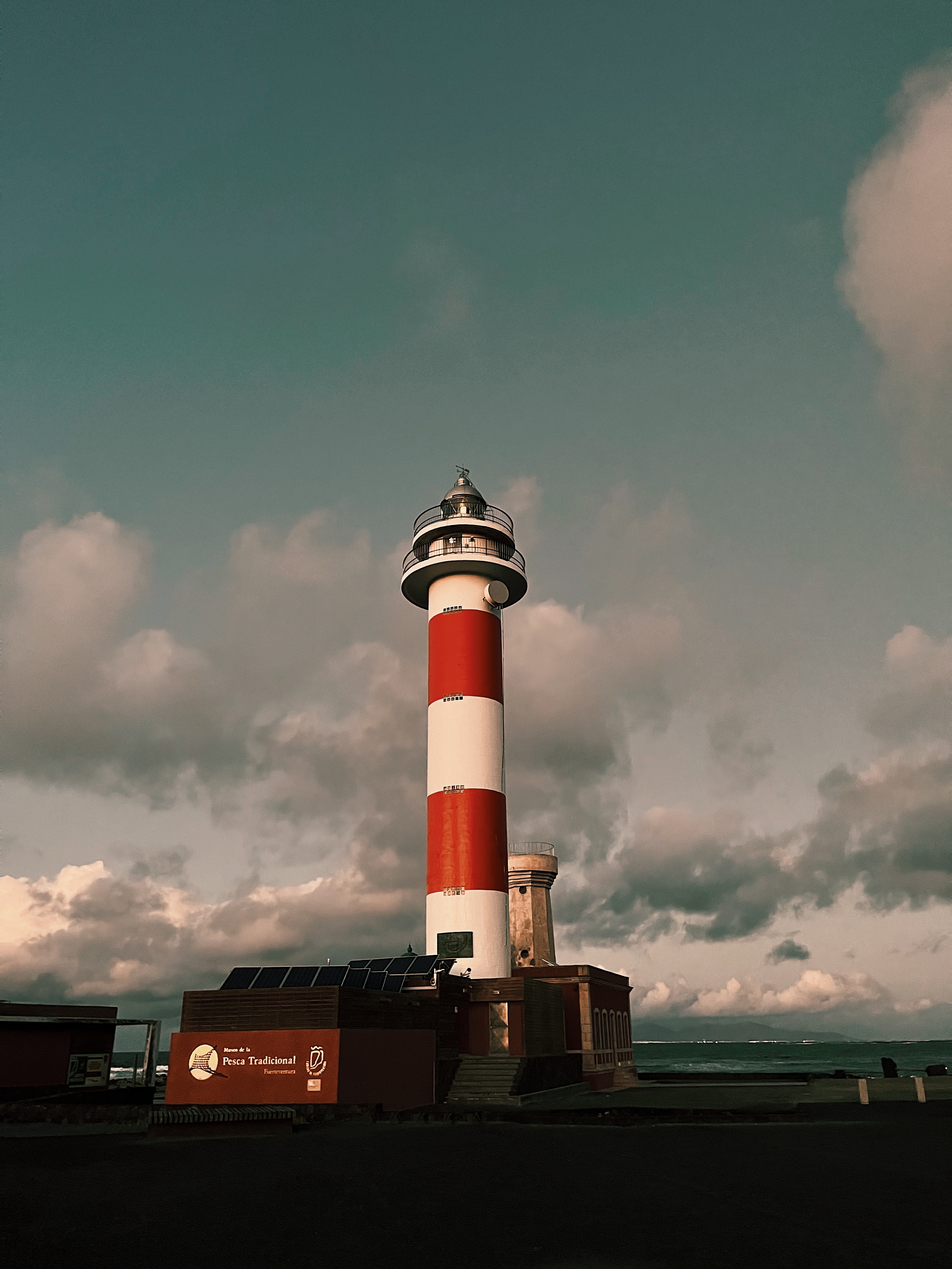 Lighthouse Faro de Toston while hiking on Fuerteventura